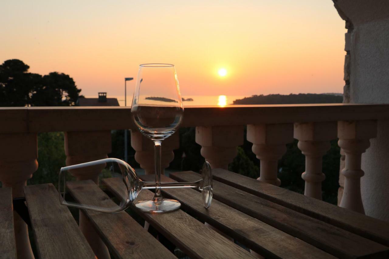 Villa Kiki Rovigno Esterno foto