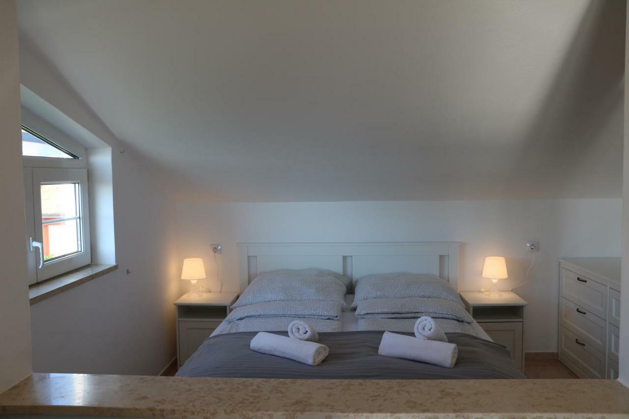 Villa Kiki Rovigno Esterno foto