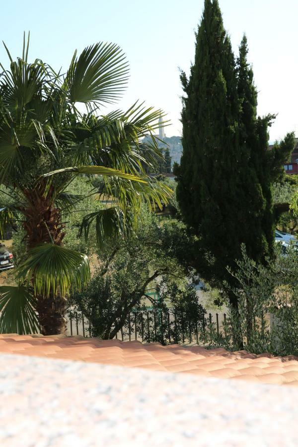 Villa Kiki Rovigno Esterno foto
